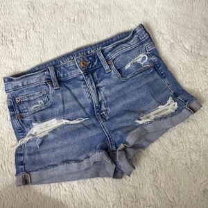 American Eagle High Rise Shortie